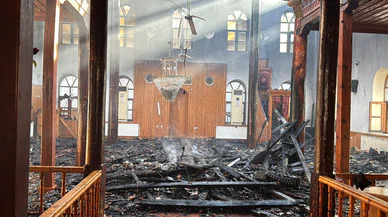 5 asırlık ecdat  mirası cami küle döndü