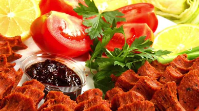 Çiğ köfte için malzemeler nelerdir?