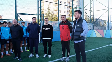 Konyasporlu futbolculardan Selçuklu Belediyespor’a ziyaret!
