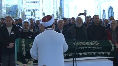 Vural Çelik, göz yaşlarıyla toprağa verildi