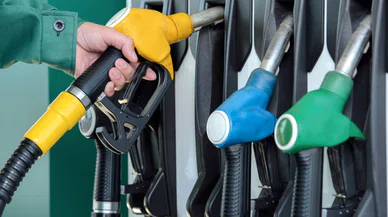 Benzine iki günlük indirimin ardından zam geliyor