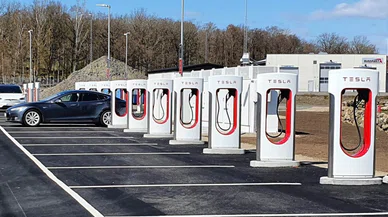 Tesla'dan Milli Bayram jesti