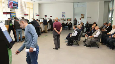 Konya'daki belediyelerde emlak vergisi yoğunluğu yaşanıyor. Öğlen mesai yapacaklar