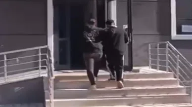 İzmir'de yol kesip yağma yapan zanlı yakalandı