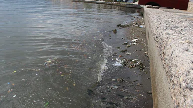 Konyalı Bakan Kurum'dan İzmir eleştirisi
