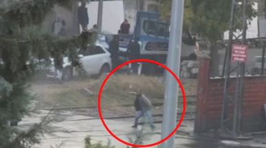Polise bıçakla saldıran şahsı operasyon köpeği durdurdu