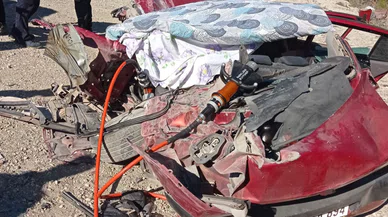 Burdur'da zincirleme kaza: Ölü ve yaralılar var