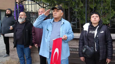 Konya Ata'sını andı. 09.05'te hayat durdu
