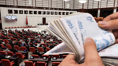 Emeklilerin beklediği müjde geldi. Bayram ikramiyesine zam yapıldı