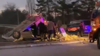Konya'da korkunç kaza: Hafif ticari araç ile minibüs çarpıştı 5 yaralı