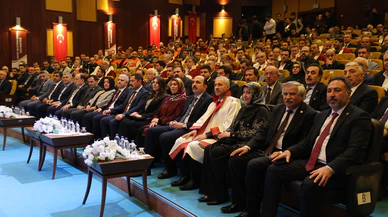 Konya, Hatay'ın yaralarını sarmıştı. Başkan Altay'a Fahri Doktora verildi