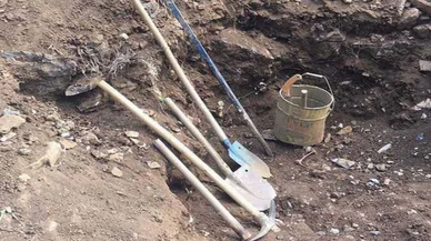 Jandarmadan kaçak kazı yapanlara suçüstü: 3 gözaltı