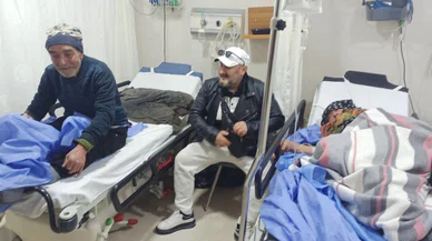 Tipide kalan yaşlı çiftin aklı kuzularında kaldı