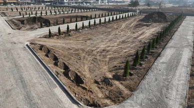 Konya'nın merkezindeki mezarlık büyüyor. 33 bin metrekarelik alanda çalışma başladı