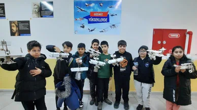 Kulu'da Dünya Sivil Havacılık Günü'nde uçak maketi yapıldı