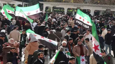 Yeni Suriye yönetimi Irak'ın yakın markajında