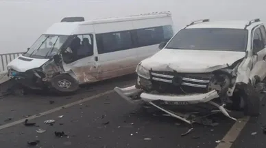 Diyarbakır'da sis zincirleme kazaya neden oldu: 21 yaralı