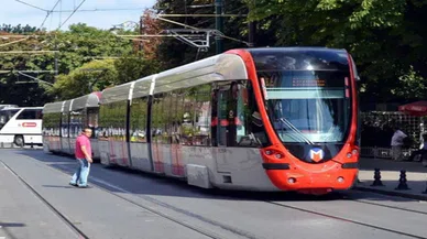 İstanbul'da korkunç tramvay kazası: Yaşlı adam tramvayın altında kaldı