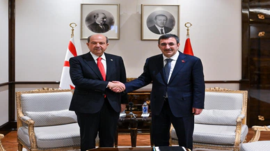 Cumhurbaşkanı Yardımcısı Yılmaz, "Kıbrıs Adası'nın gerçeği iki dev