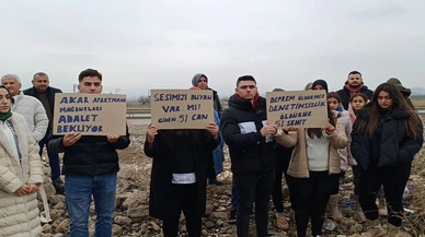 Depremde 51 kişinin öldüğü binaların müteahhinin tahliyesine tepki