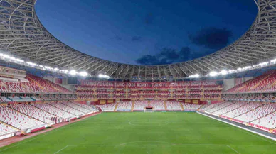 Antalyaspor'da Alex de Souza yerini eski takım arkadaşına bıraktı