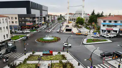Konya'nın gurbetçilerle meşhur ilçesinde büyük kavga. Esnaf ve müşteri birbirine girdi