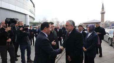 Bakan Işıkhan, Konya'daki bu belediyeye övgüler yağdırdı. Güçlü mali yapısı var