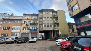 İşte kolonları olmaya o bina
