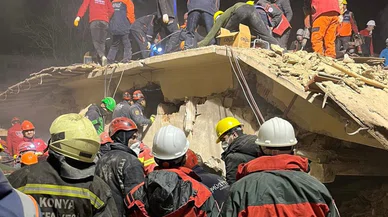 Konya'da çöken binada Suriyelilerin kurtarılma anları ortaya çıktı