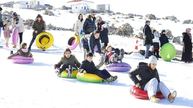 Konya kara hasret kaldı. Konyalılar kayak için komşu şehirlere gidiyor