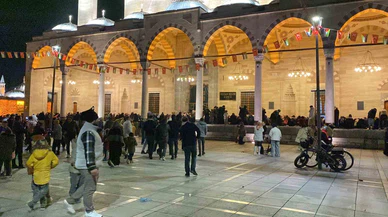 Konya'da camiler doldu taştı. Miraç Kandili heyecanı yaşandı
