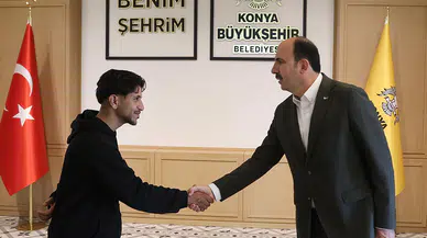 Konya'da çöken binada onlarca kişiyi kurtarmıştı. Başkan Altay tarafından ağırlandı