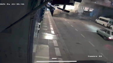Freni boşalan kamyonun dehşet saçtığı kazada 3 kişi öldü, 26 kişi yaralandı
