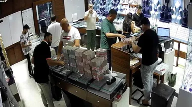 Antalya'da 'Hawala' operasyonu: 20 milyarlık kara para transferine 17 gözaltı