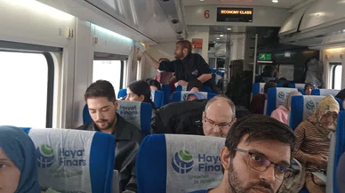 YHT'nin akan tavanı yolcuları tedirgin etti