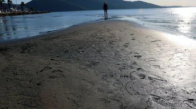 Ege'de neler oluyor; deniz suyu metrelerce çekildi