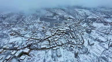 Konya ile Akdeniz'in arası beyaz gelinliği giydi. Şehrin merkezi yine hasret kaldı