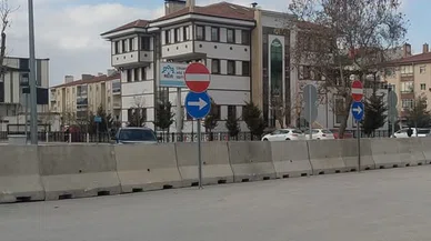 Konya'nın bu ilçesindeki yol araç trafiğine kapatıldı. Artık yayalar kullanacak