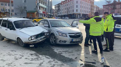 Konya'da korkutan trafik kazası; 2 yaralı