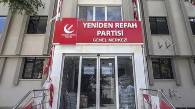 Konya'da bir parti resmen yok oluyor. YRP'nin şehirde tek bir kalesi kaldı