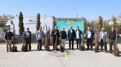 Konyalı çiftçilere yeni destekler yolda. 500 binden fazla fidan dağıtıldı