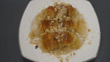Evde enfes baklava tarifi. Konyalı ustalar sırrını açıkladı