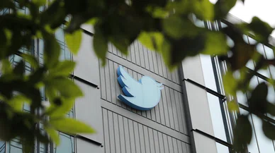 Twitter logosu açık artırmada 34 bin 375 dolara satıldı