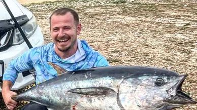 Edirne'de amatör balıkçı kıyıdan attığı oltayla 30 kiloluk orkinos şansı