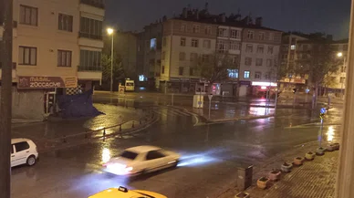 Kuraklığa çare olur mu? Konya sağanak yağmura teslim oldu