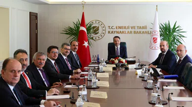 Konya siyasetinin zirvesi başkente adeta çıkarma yaptı. Yeni projeler yolda