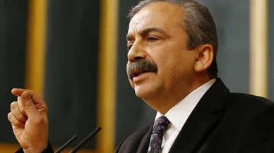 Sırrı Süreyya Önder'in sağlık durumuyla ilgili yeni açıklama: Kırılma noktasına gelmiş bulunuyoruz