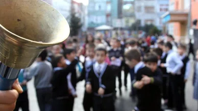 Okullar bu yıl 8 Eylül'de ders başı yapacak