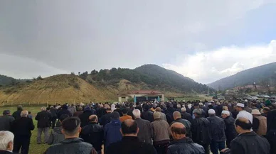 Yağmur duasına çıktılar, sağanak bastırdı