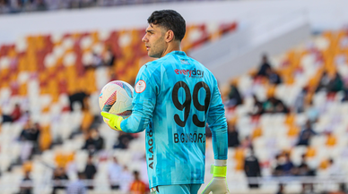 Konyaspor’un kalecisi 1.lig tarihine geçti!